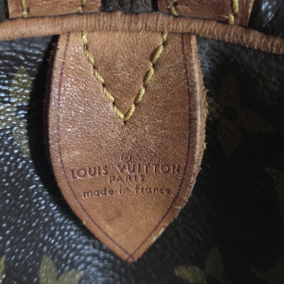 Louis Vuitton Brown Monogram Duffel Bag with Vachetta Leather - Picture 7 of 8
